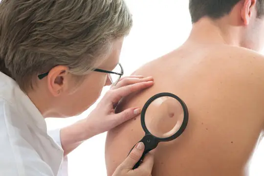 Consultório de dermatologista